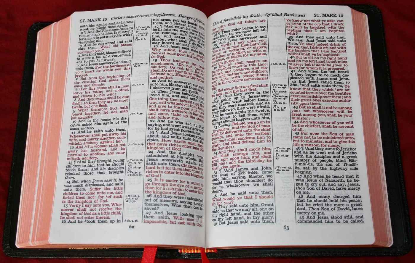 Photograph of a Cambridge KJV Concord Reference Bible (199926ya?), showing ‘red letter verses’; by Randy A. Brown, 2011